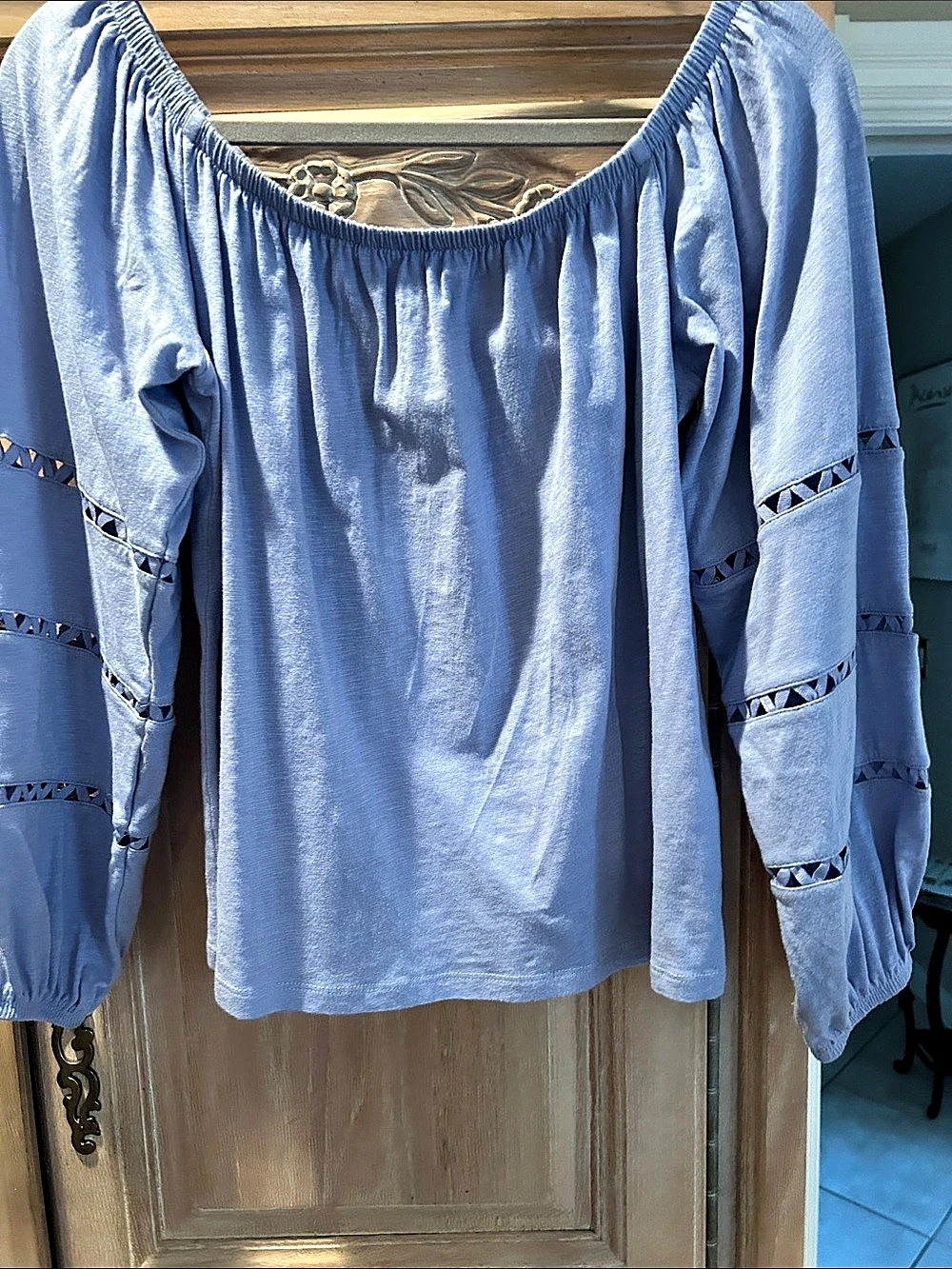 Lilly Pulitzer Cutwork Sleeve Blouse in Blue Size Medium
